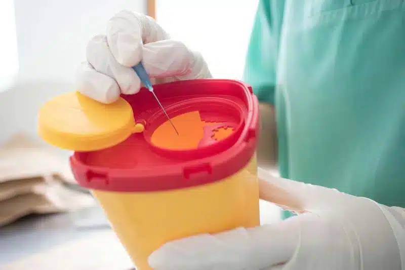 The Do’s and Don’ts of Sharps Container Disposal